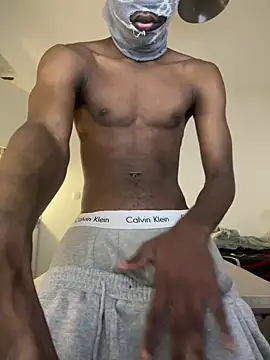 Snapshot of Renoirmonter chatting on September 25, 2025, 3:40 pm Renoirmonter online show from September 25, 2025, 3:40 pm