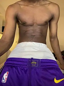 Renoirmonter online show from March 5, 2026, 12:07 am