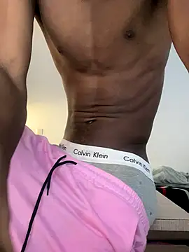 Snapshot of Renoirmonter chatting on October 16, 2025, 3:26 am Renoirmonter online show from October 16, 2025, 3:26 am