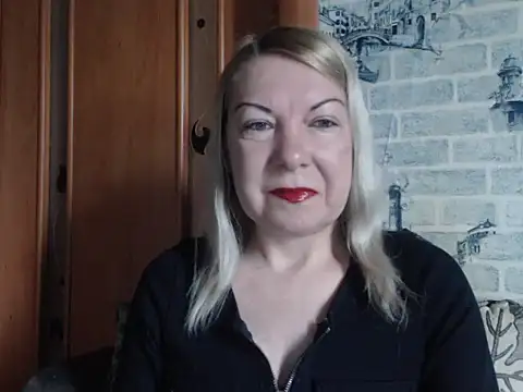 Lillia Ray online show from April 19, 2026, 5:52 am