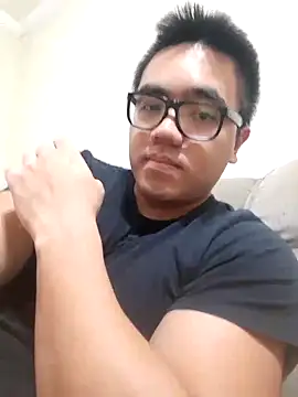 awesometeacher33 online show from March 21, 2025, 7:02 pm
