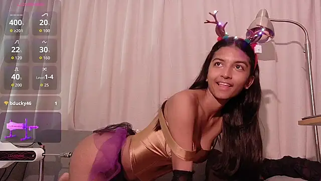 Snapshot of YuliethPetite chatting on October 21, 2025, 11:53 am YuliethPetite online show from October 21, 2025, 11:53 am