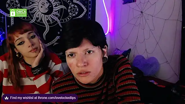 Snapshot of lovelockedlips chatting on October 12, 2025, 1:40 am lovelockedlips online show from October 12, 2025, 1:40 am