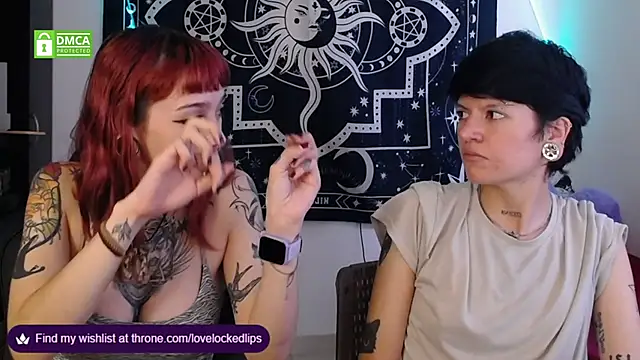 Snapshot of lovelockedlips chatting on September 26, 2025, 4:03 pm lovelockedlips online show from September 26, 2025, 4:03 pm