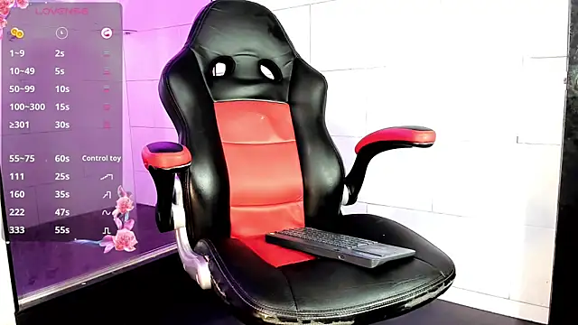 Dayana Dias online show from October 19, 2025, 6:27 am