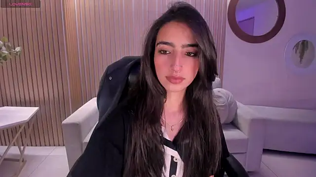 Snapshot of LarisaSmirnov chatting on September 23, 2025, 4:30 am LarisaSmirnov online show from September 23, 2025, 4:30 am