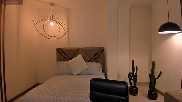 Snapshot of MaiaCollins chatting on February 27, 2026, 6:52 pm MaiaCollins online show from February 27, 2026, 6:52 pm