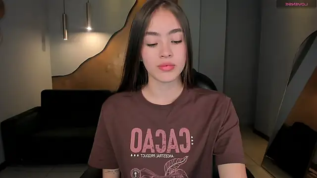 MaiaCollins online show from October 27, 2025, 6:20 pm