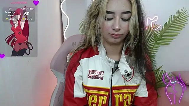 Snapshot of Malory_tay1 chatting on October 7, 2025, 12:17 pm Malory tay1 online show from October 7, 2025, 12:17 pm