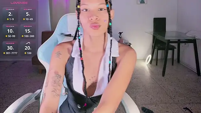 Snapshot of eleselas chatting on October 19, 2025, 10:12 pm eleselas online show from October 19, 2025, 10:12 pm