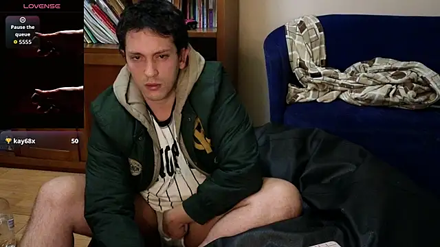 Snapshot of hardaftercum chatting on October 31, 2025, 4:42 am hardaftercum online show from October 31, 2025, 4:42 am