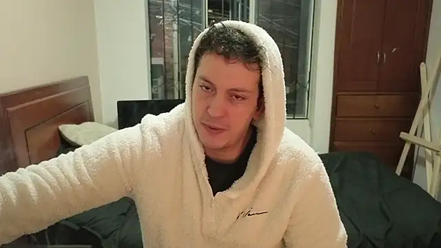 hardaftercum online show from April 17, 2026, 2:36 am