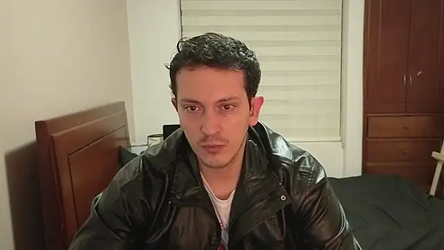 hardaftercum online show from April 8, 2026, 2:46 am