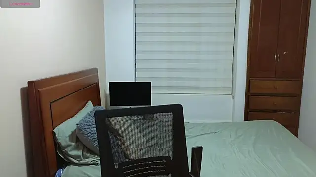 Snapshot of hardaftercum chatting on October 11, 2025, 10:33 pm hardaftercum online show from October 11, 2025, 10:33 pm