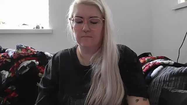 Sizzling Indie36 online show from September 25, 2025, 9:26 am