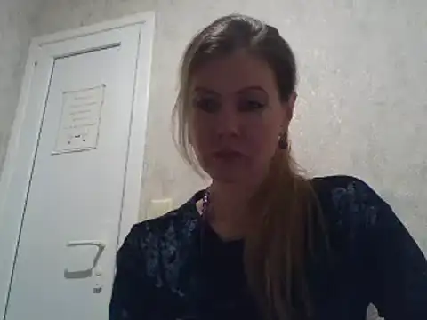 Eva Neon online show from March 15, 2025, 4:32 pm