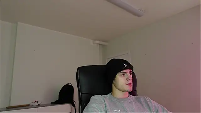 Brad Holloway online show from November 16, 2025, 8:13 pm