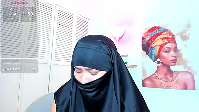 Layla arabelle online show from February 3, 2026, 2:53 am