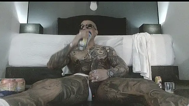 danilog515 online show from September 29, 2025, 12:06 am