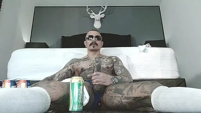 danilog515 online show from April 4, 2026, 3:02 am