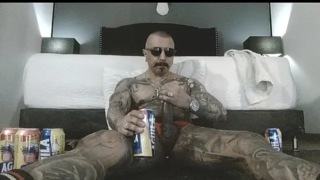 danilog515 online show from October 6, 2025, 3:08 am