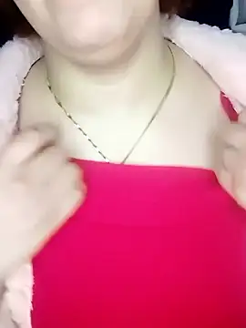 Maya-Moon online show from January 11, 2026, 4:58 pm