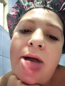 Samanta SS online show from April 15, 2026, 10:32 pm