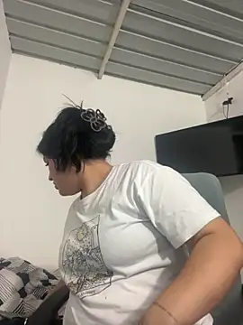 Snapshot of pareja_curiosa19 chatting on October 16, 2025, 12:19 am pareja curiosa19 online show from October 16, 2025, 12:19 am