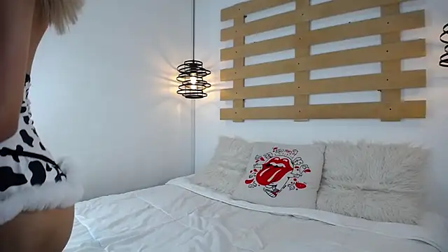 Andy Leex online show from September 13, 2025, 8:20 pm