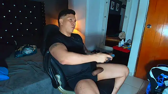 Snapshot of ethan_dalton_ chatting on February 4, 2026, 3:01 am ethan dalton online show from February 4, 2026, 3:01 am