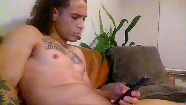 Snapshot of shurthingx chatting on August 6, 2026, 2:06 am shurthingx online show from August 6, 2026, 2:06 am