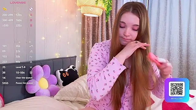 ConstanceHelms online show from March 26, 2026, 5:06 am