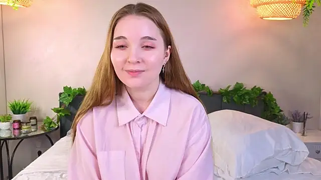 Snapshot of ConstanceHelms chatting on October 29, 2025, 5:06 am ConstanceHelms online show from October 29, 2025, 5:06 am