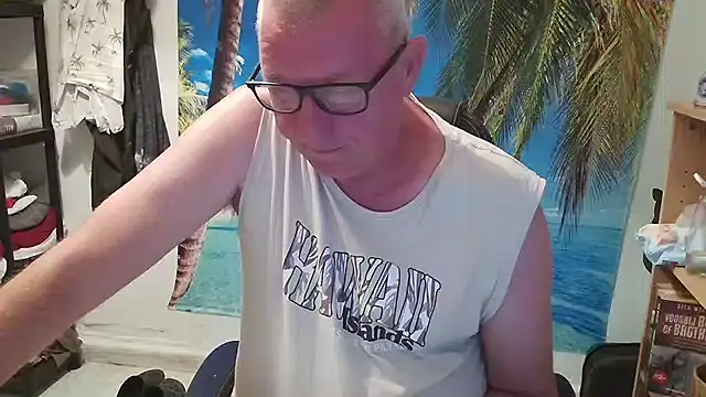 JamesBauer online show from June 13, 2026, 4:43 am