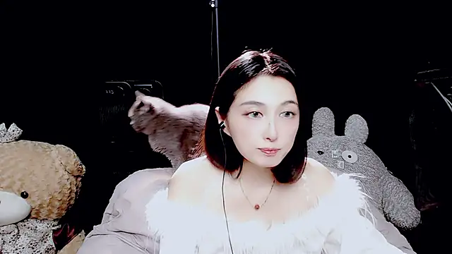 Snapshot of 9ban chatting on September 24, 2025, 1:17 pm 9ban online show from September 24, 2025, 1:17 pm