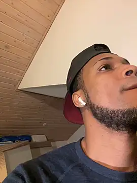 Chocolattino91 online show from March 18, 2025, 11:09 pm