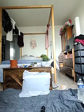 meletalex online show from October 10, 2025, 6:36 am