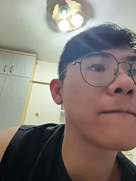 j6m4vu60 online show from October 14, 2025, 4:40 pm