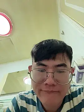 j6m4vu60 online show from October 4, 2025, 11:12 am