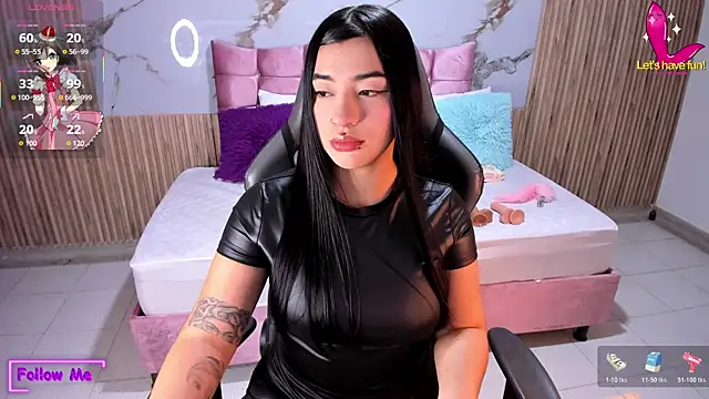 Snapshot of Nicolee19 chatting on November 12, 2025, 11:03 am Nicolee19 online show from November 12, 2025, 11:03 am