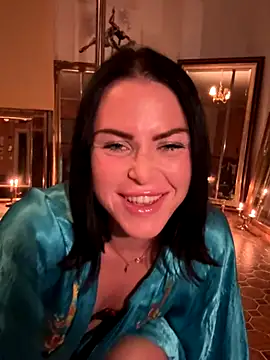 Snapshot of missninasparkle chatting on October 15, 2025, 9:56 pm missninasparkle online show from October 15, 2025, 9:56 pm