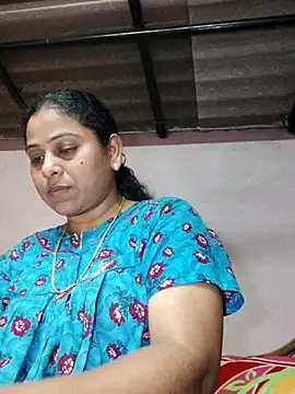 JENNIFERtamil online show from April 12, 2026, 7:44 am