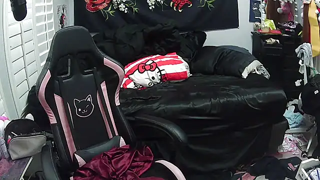 Cum4Cchyna online show from October 5, 2025, 7:48 pm