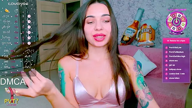 vinkiepinkie online show from September 24, 2025, 4:24 pm