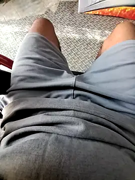 hot integer online show from March 17, 2026, 9:45 am