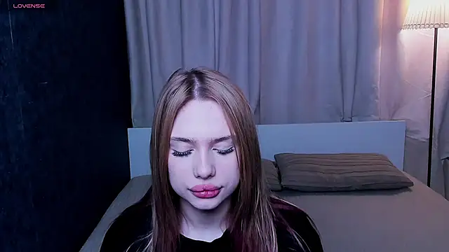 Snapshot of sex_instructor_vi chatting on March 19, 2025, 3:40 pm sex instructor vi online show from March 19, 2025, 3:40 pm