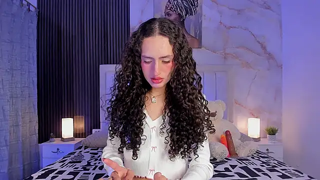 peachandtyron  online show from October 2, 2025, 3:21 am