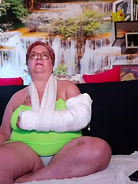 QueenPammy1 online show from March 6, 2025, 7:03 am