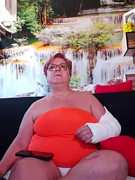 QueenPammy1 online show from March 10, 2025, 12:28 pm