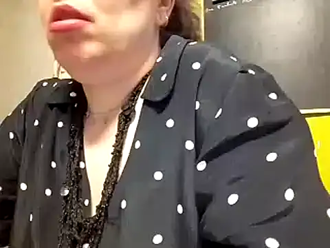 mimi19820 online show from March 8, 2026, 12:38 am